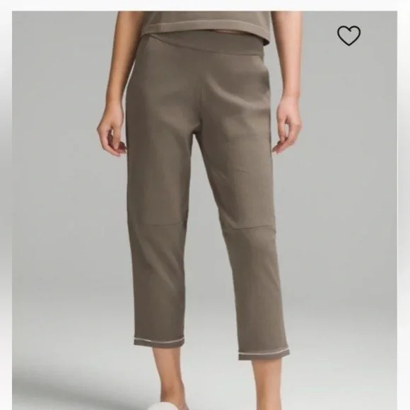 Lululemon Relaxed Pants Fit HR Knit Crop 24” Nomad Size : XS - Picture 1 of 16